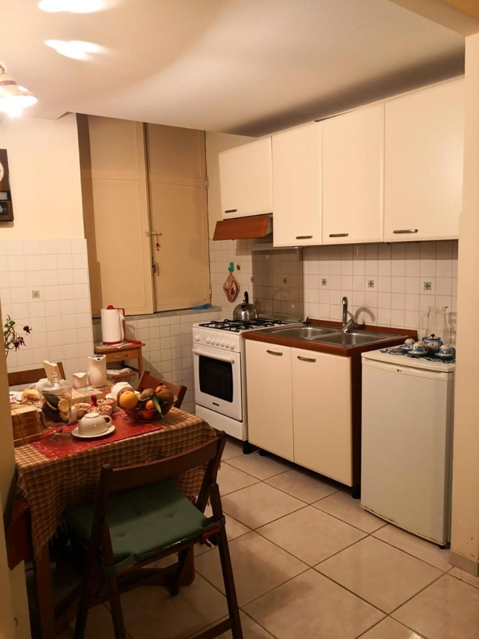 B&B Il Nespolo Salerno Buitenkant foto
