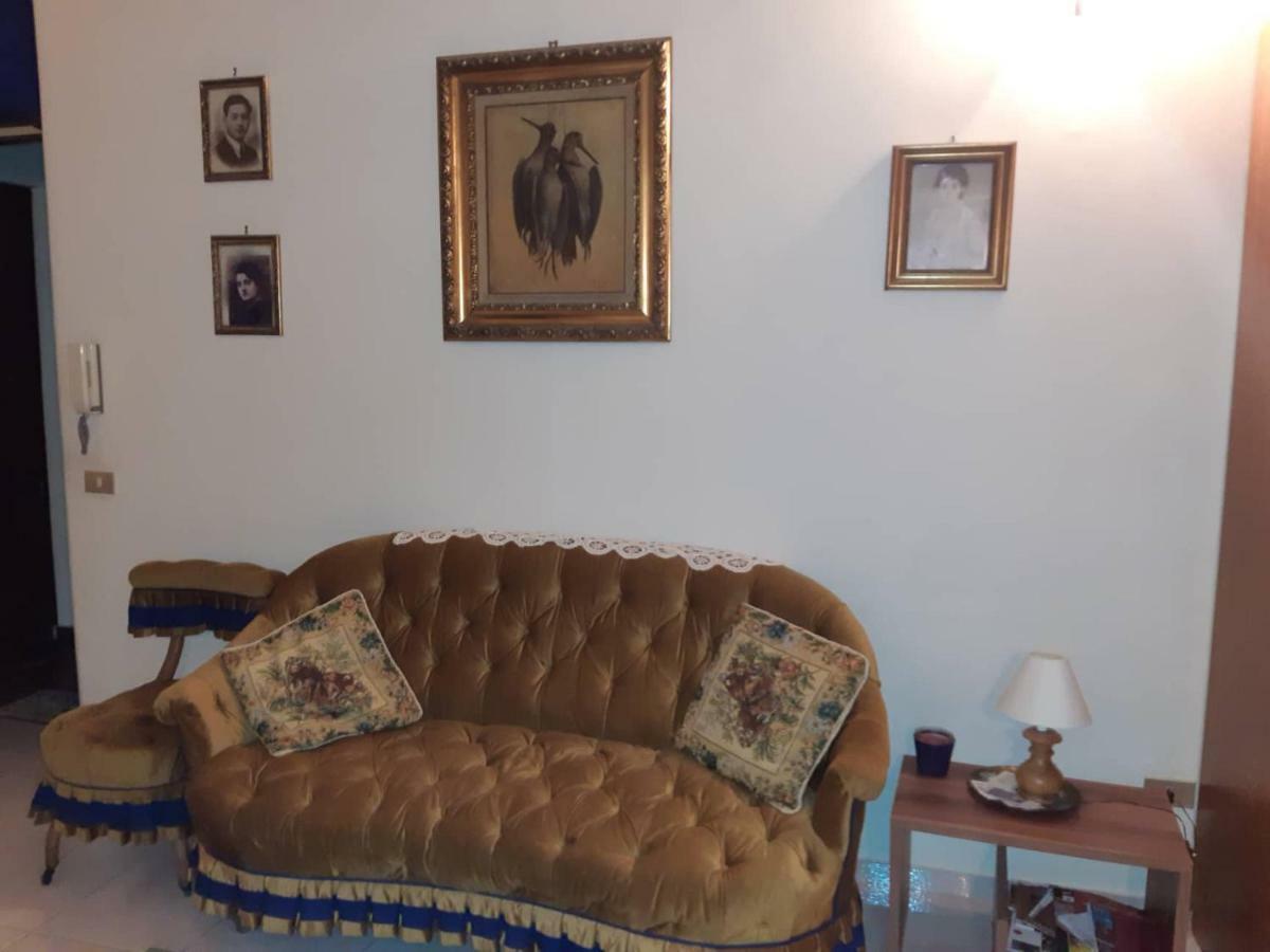 B&B Il Nespolo Salerno Buitenkant foto