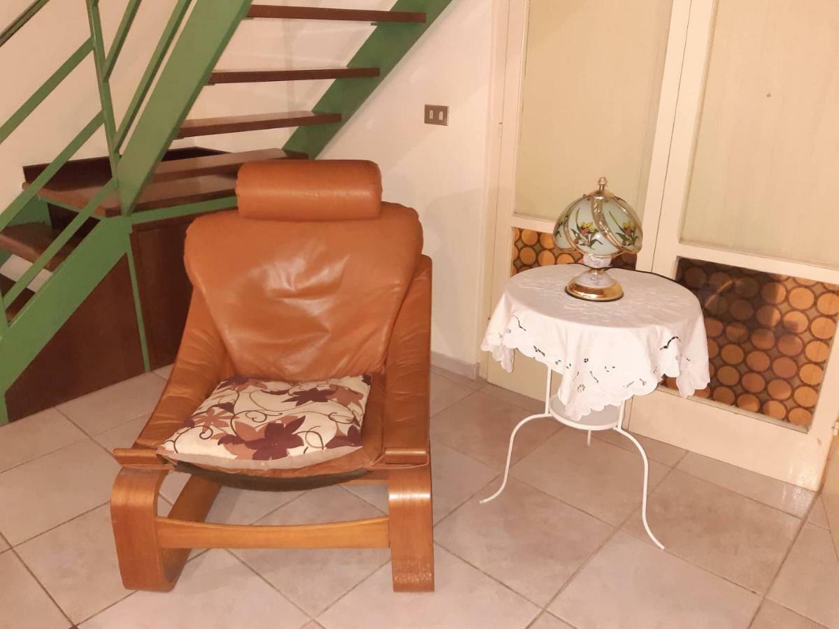 B&B Il Nespolo Salerno Buitenkant foto